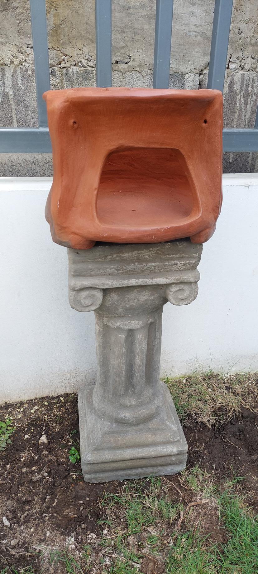 COLUMNAS ESTILO ROMANO DE 60 CM DE ALTURA,  , SUPERFICIE DE 0.25 X 0.25 M