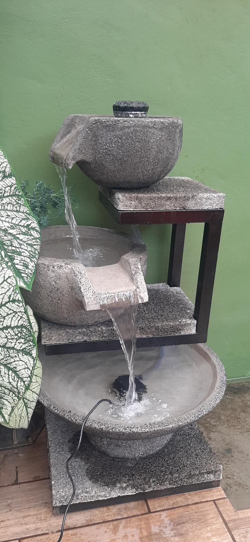 FUENTE DE 3 POCETAS EN PIEDRA DE 1.05 M DE ALTO