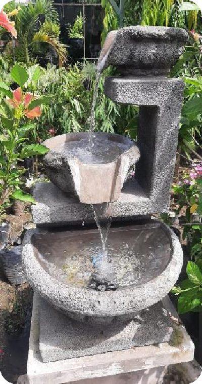 FUENTE DE 3 POCETAS EN PIEDRA PEQUEÑA 70 CM DE ALTO