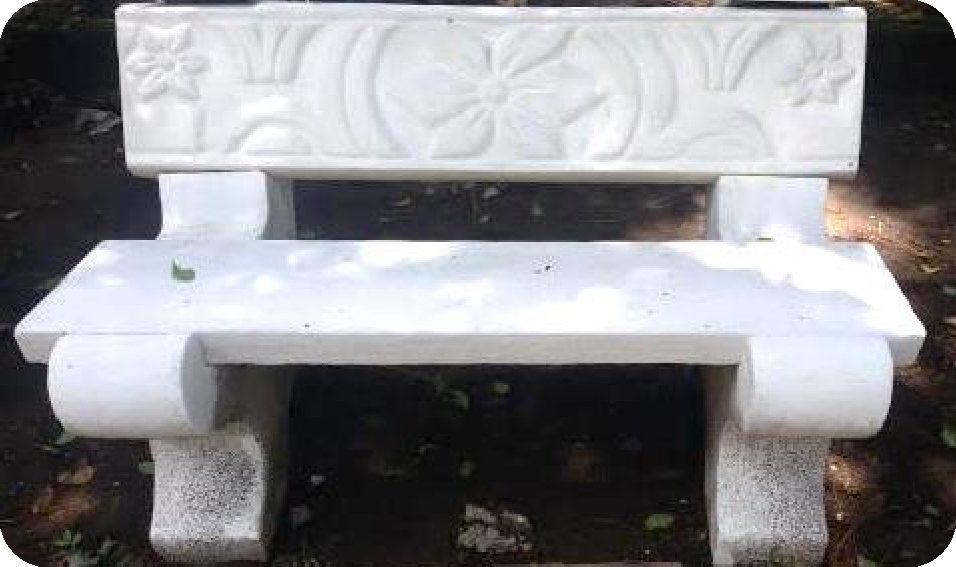 BANCA DE RESPALDO ARMABLE DE 1.20 ML DE LARGO X 60 CM DE ANCHO X 80 CM DE ALTO (RESPALDO)