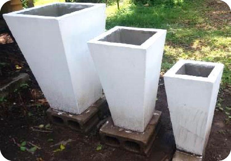 MACETA CONICAS DE 80, 70, 60 CM DE ALTO